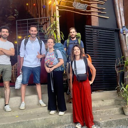 A Lounge Hostel And Cafe Ella Exterior photo