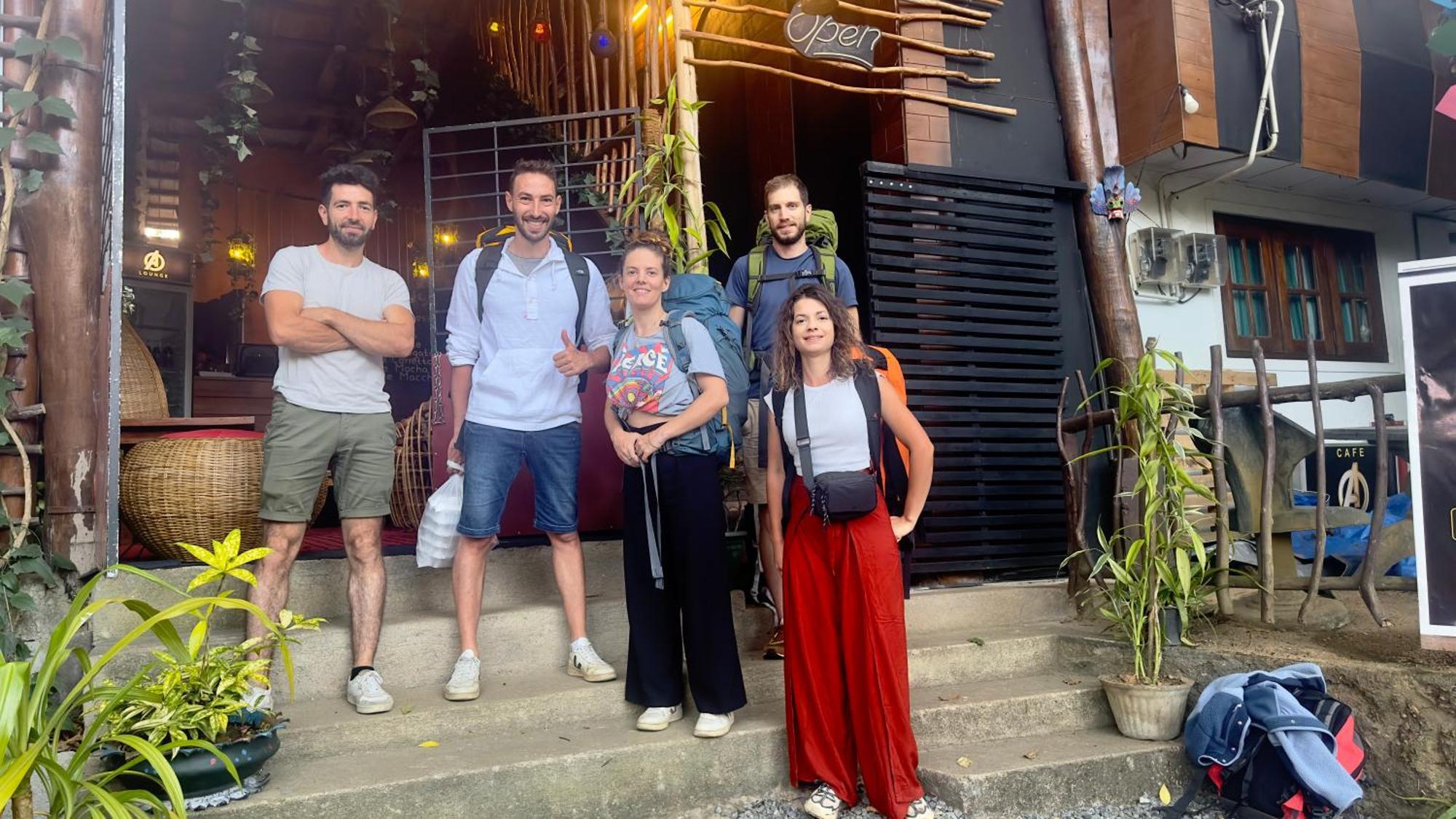 A Lounge Hostel And Cafe Ella Exterior photo
