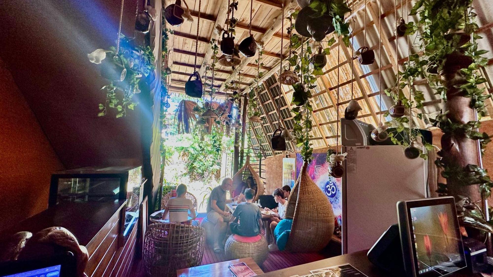 A Lounge Hostel And Cafe Ella Exterior photo